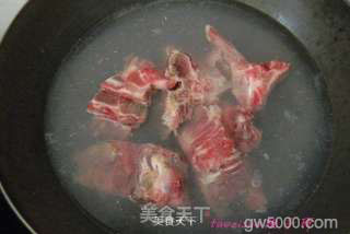 龙骨玉米冬瓜煲的做法步骤：4