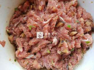 香菇猪肉烧麦的做法步骤：3