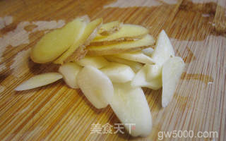 沙茶牛肉片的做法步骤：1
