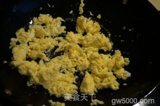 鸡蛋炝炒米粉的做法步骤：8