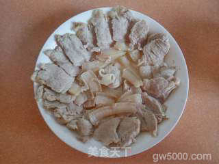 白切肉的做法步骤：3