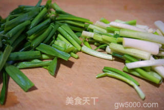 老上海葱油拌面的做法步骤：2