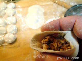 老城隍庙风味儿“生煎小馒头”的做法步骤：23