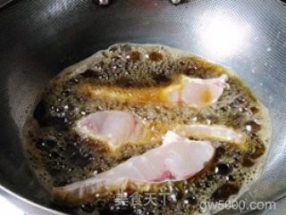 上海熏鱼的做法步骤：5