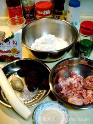 老城隍庙风味儿“生煎小馒头”的做法步骤：1