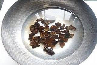 春天不能错过的美食——腌笃鲜的做法步骤：4