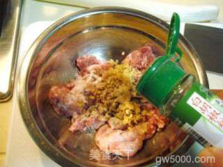 老城隍庙风味儿“生煎小馒头”的做法步骤：9