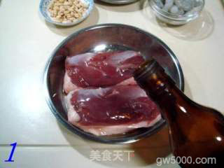 宴客经典菜肴“苏州鸭方”的做法步骤：1