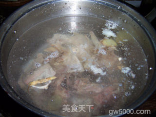 鸭血粉丝汤的做法步骤：2