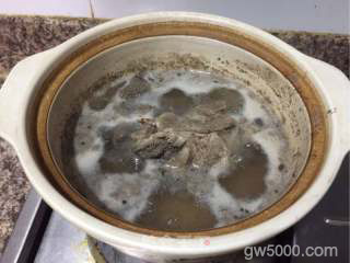 清炖狮子头的做法步骤：1