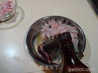传统宴客菜肴“松鼠鳜鱼”的做法步骤：9