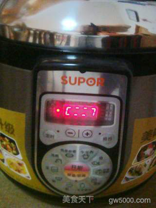 【苏菜】--酱汁排骨的做法步骤：9