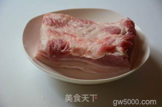 卤肉饭的做法步骤：1