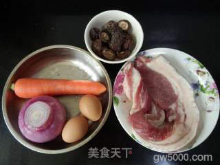 卤肉饭的做法步骤：1