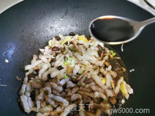 台式卤肉饭的做法步骤：12