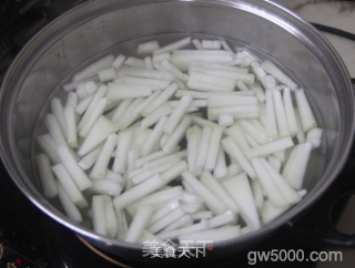台湾著名甜点——凤梨酥的做法步骤：1