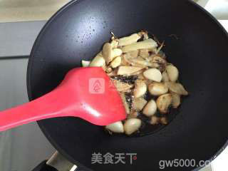 台式三杯鸡的做法步骤：5