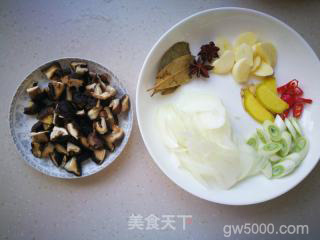  台式卤肉饭的做法步骤：3