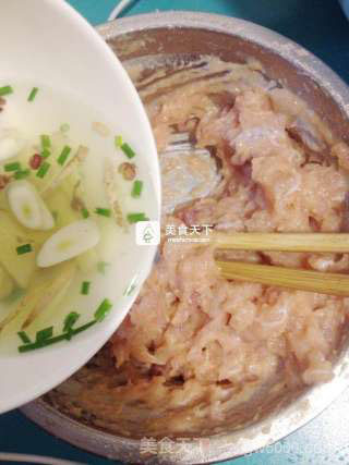 鲜美鱼丸串的做法步骤：13