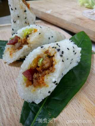 台湾饭团  饭团的做法步骤：5