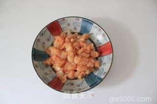香脆鸡米花的做法步骤：1