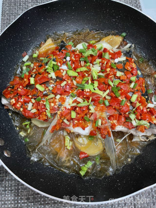 剁椒鱼头的做法步骤：12