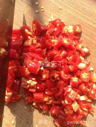 湖南剁椒的做法步骤：2