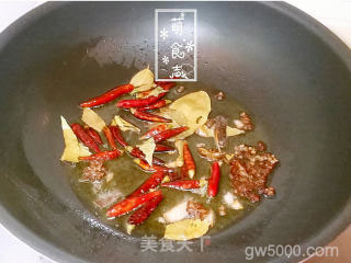 麻辣十三香小龙虾的做法步骤：6