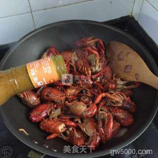 咖喱小龙虾的做法步骤：4