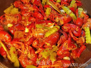 麻辣小龙虾的做法步骤：6