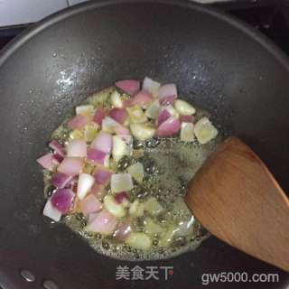 咖喱小龙虾的做法步骤：3