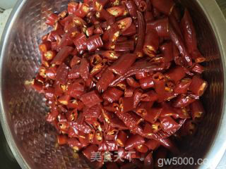 湖蒜蓉剁辣椒的做法步骤：2