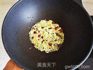 小炒牛肉的做法步骤：8