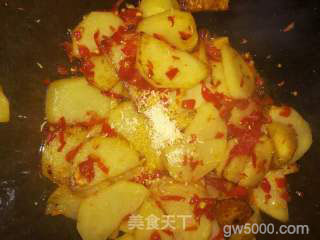 剁椒土豆的做法步骤：8