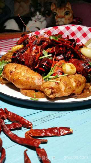 三绝麻辣小龙虾的做法步骤：21