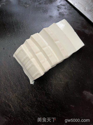 剁椒鱼头的做法步骤：3