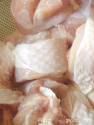 别拦着我，我今天来个二大的——北菇滑鸡腊味饭 （港式煲仔饭）的做法步骤：1