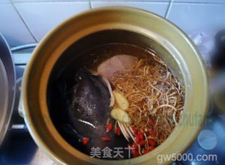 港式海鲜烩饭（加一种老火鸡汤的煲煮方法）的做法步骤：9
