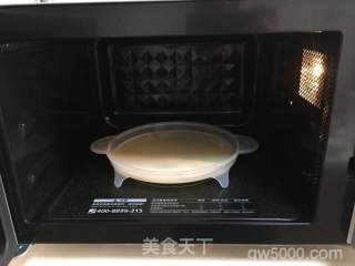 草莓班戟的做法步骤：4