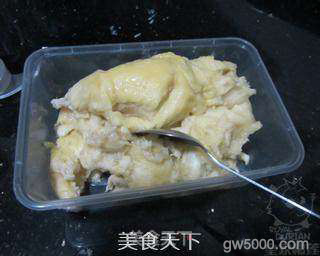 香酥榴莲包的做法步骤：2