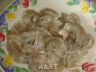 港式鲜虾馄饨的做法步骤：1