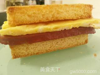 【快手早餐】港式酥脆餐蛋三明治的做法步骤：9