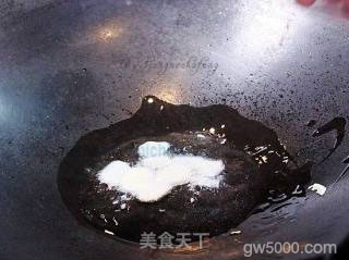 港式豉香石斑的做法步骤：1