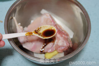 【黑椒烤兔腿】：别有滋味的荤中之素的做法步骤：7