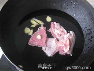 手抓羊肉饭的做法步骤：1