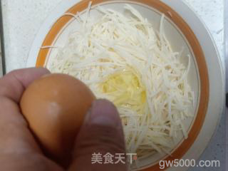 洋芋擦擦的做法步骤：4