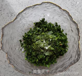 菠菜菜鱼的做法步骤：1