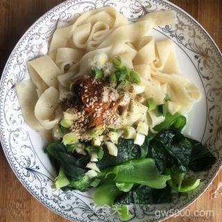 超简易版油泼面，懒人必备的做法步骤：4