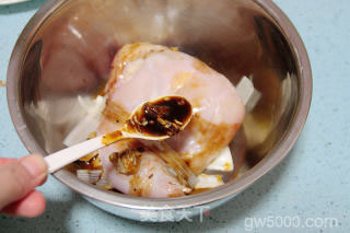 【黑椒烤兔腿】：别有滋味的荤中之素的做法步骤：8