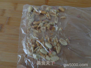 油泼面的做法步骤：1